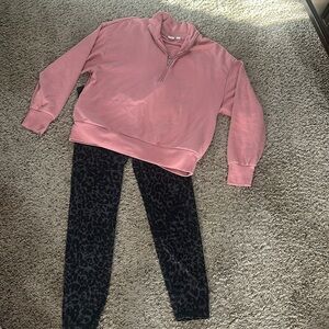 Gap leopards athletic outfit
